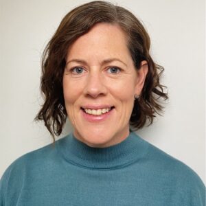 Headshot of Peta Holly