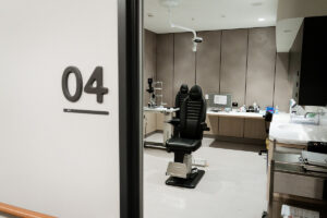 Clinical examination room at Cerulea featuring an ophthalmic examination chair and diagnostic equipment.